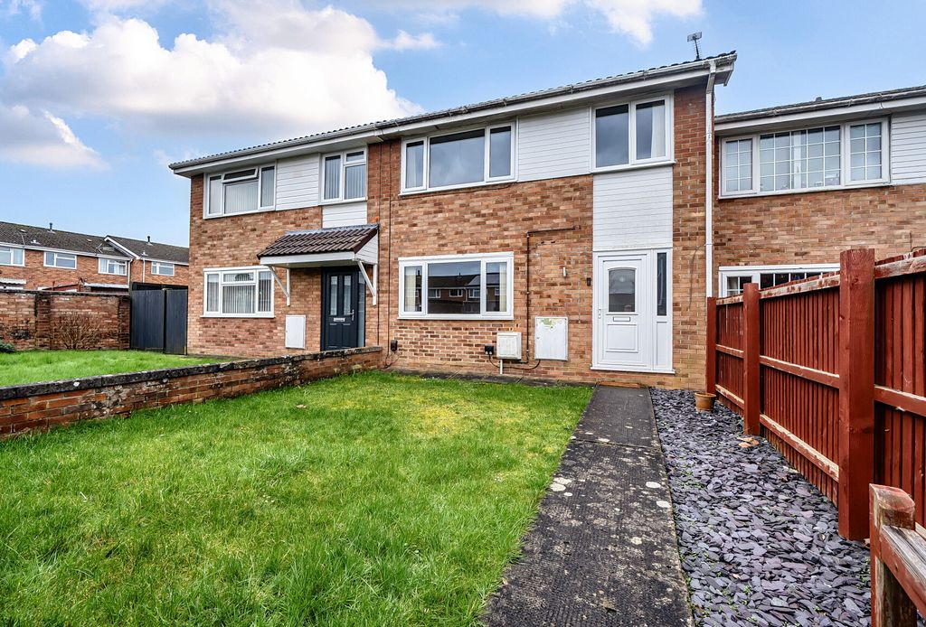 Property photo 1 of 14 1417639-2-699d84E...