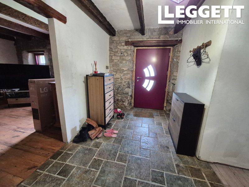 Property photo 3 of 10