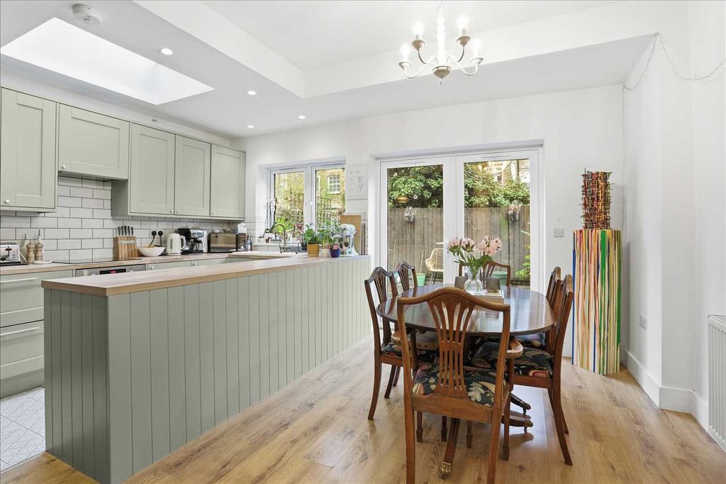 Property photo 1 of 15 Main Picture