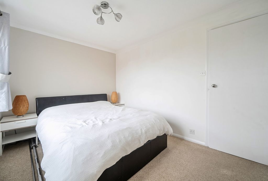 Property photo 3 of 11 1462860-7-6A07226...