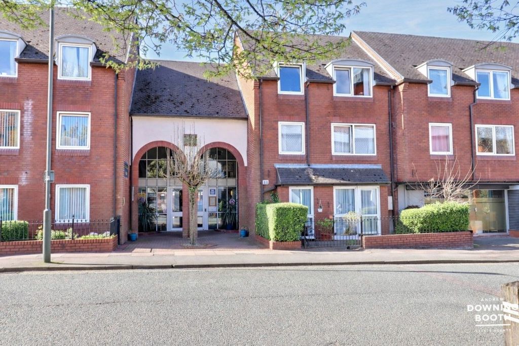 Property photo 1 of 22