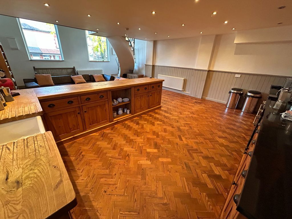 Additional image 7 of 4 bed detached house for saleQueens Road, Llandudno Junction LL31