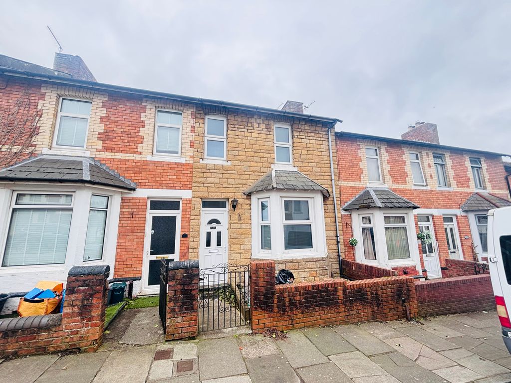 Property photo 1 of 18