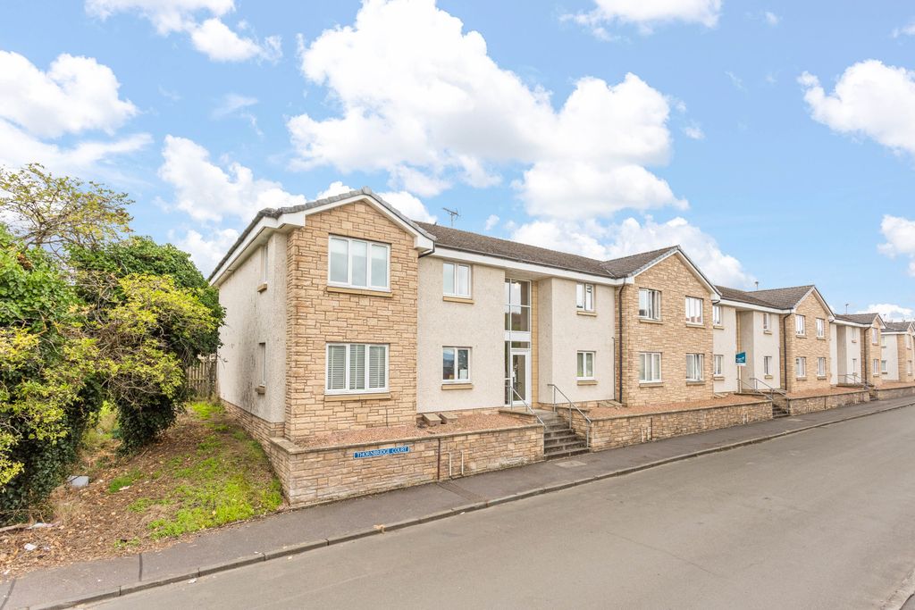 Property photo 1 of 13 Flat 2, 6 Thornbridge Court 02