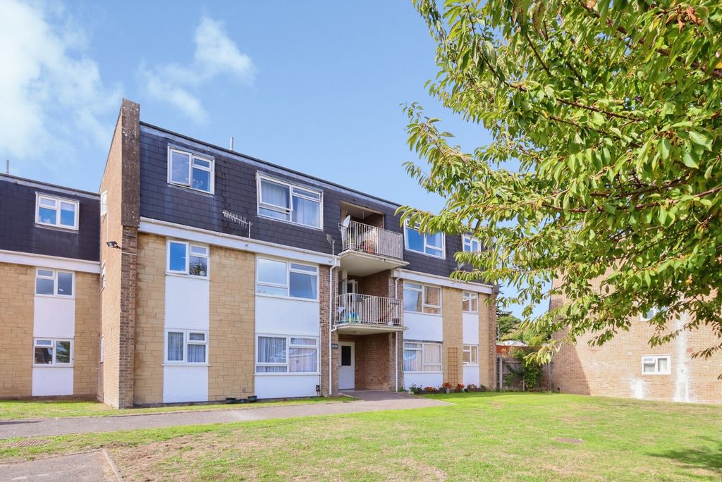 Property photo 1 of 17 Pbox-Img.Jpg