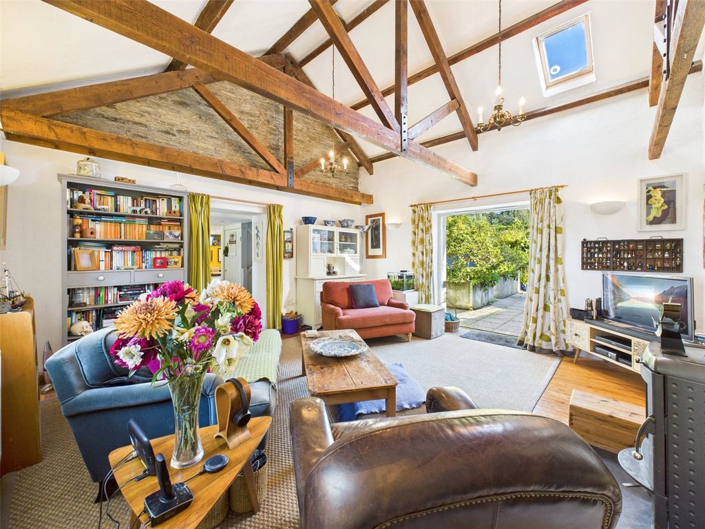 Property photo 3 of 24 Picture No. 10