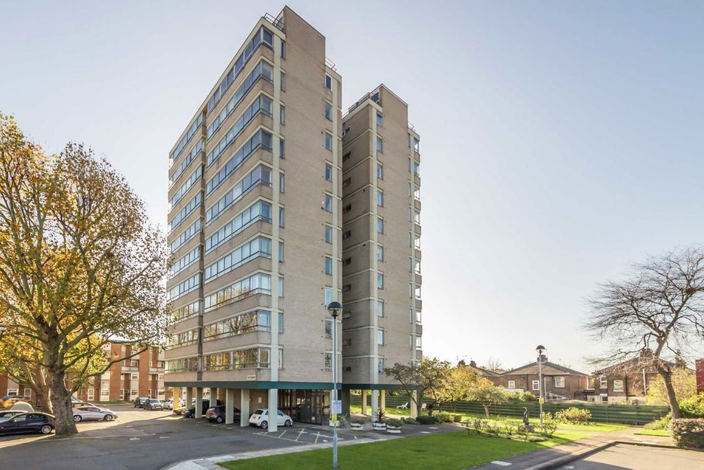 Property photo 1 of 5