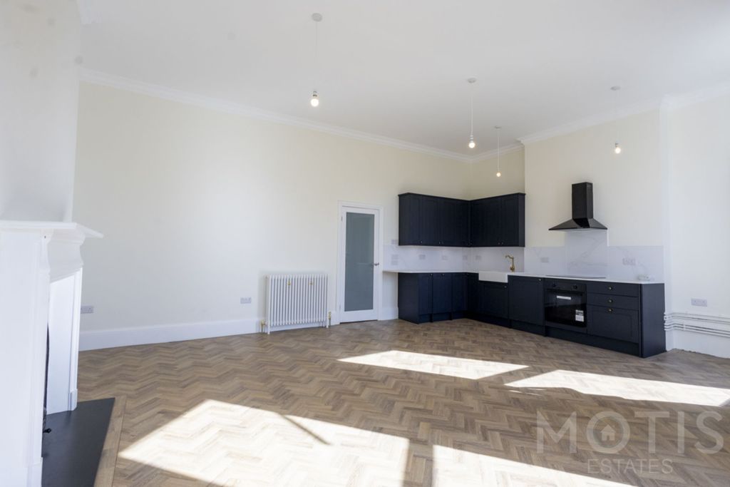 Property photo 3 of 18 Photo 20