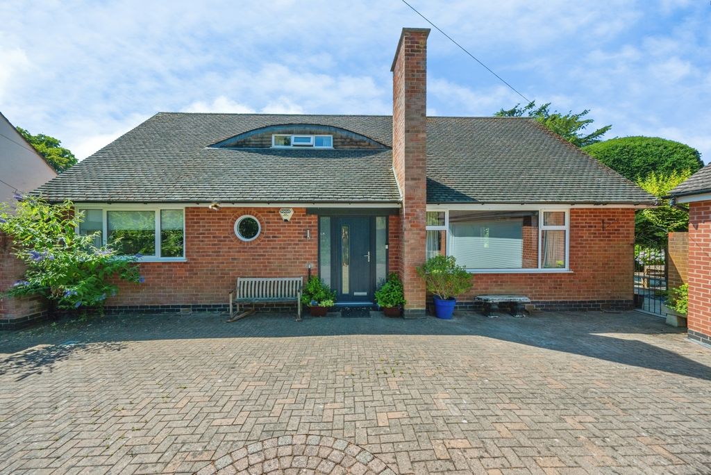 Property photo 1 of 36 Pbox-Img.Jpg
