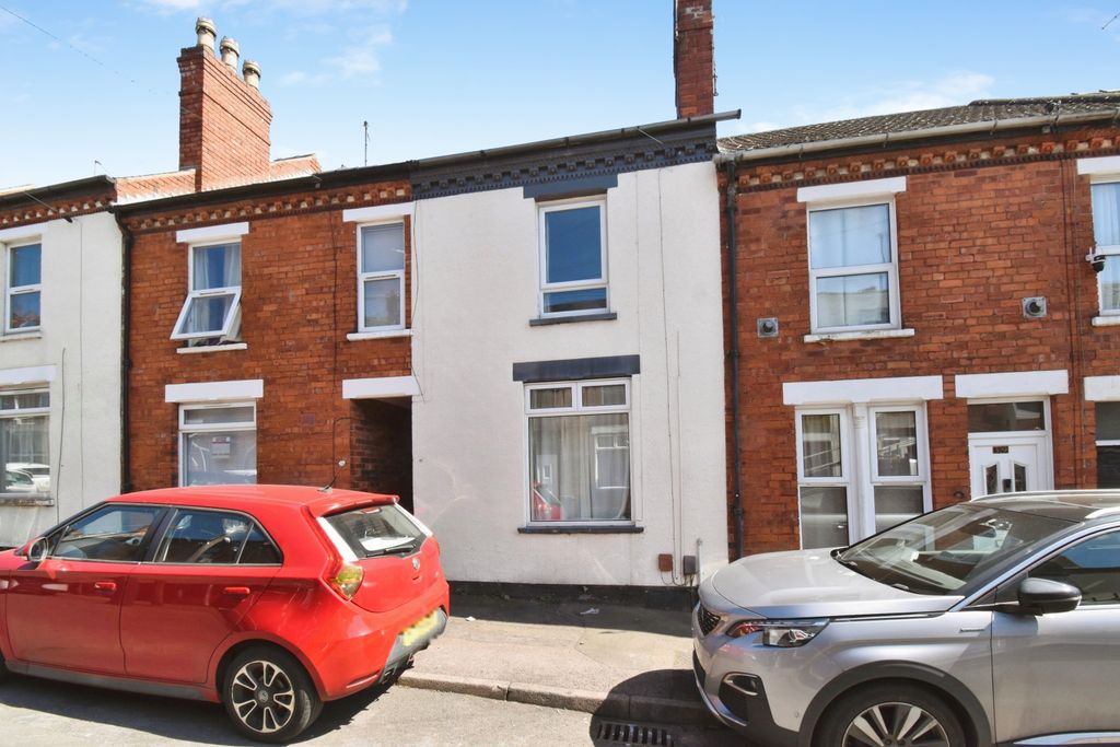 Property photo 1 of 8