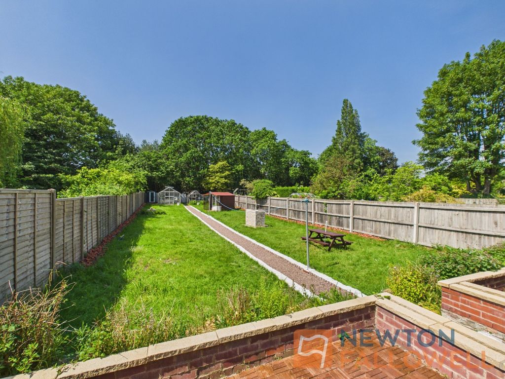 Property photo 3 of 26