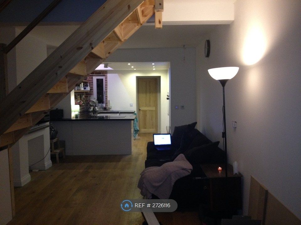 Property photo 3 of 8