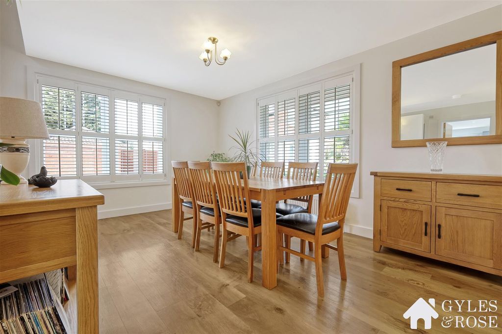 Property photo 3 of 27 Dining Room