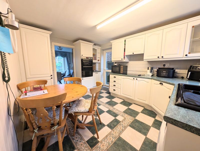 Property photo 2 of 15 Photo 16