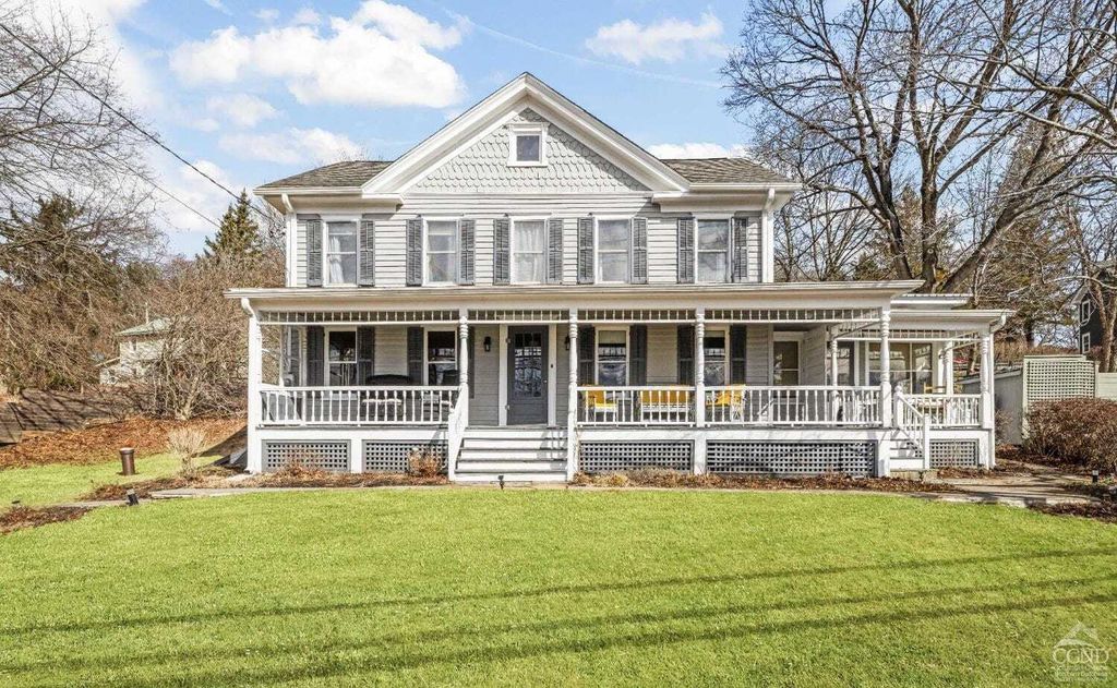 Property photo 1 of 28