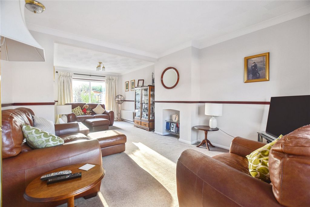 Property photo 3 of 24 Living Room