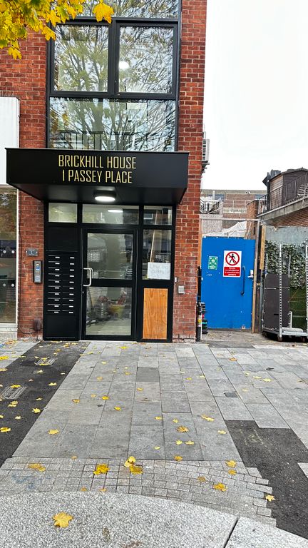 Property photo 1 of 8