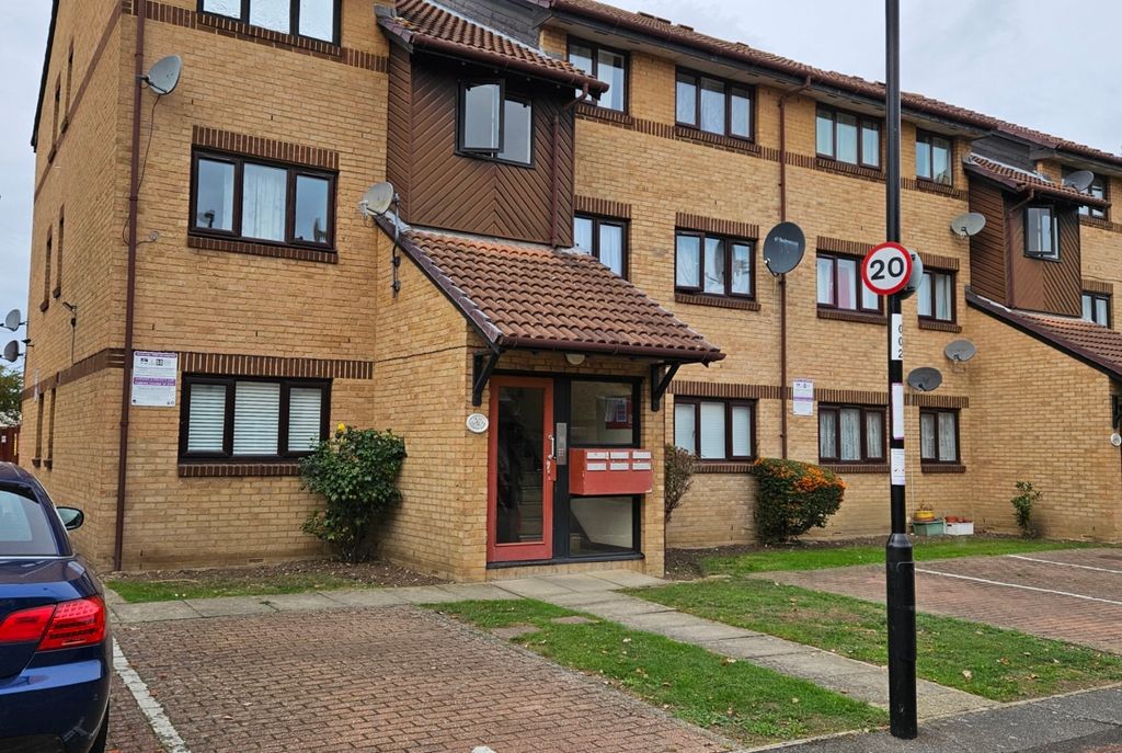 Property photo 1 of 5