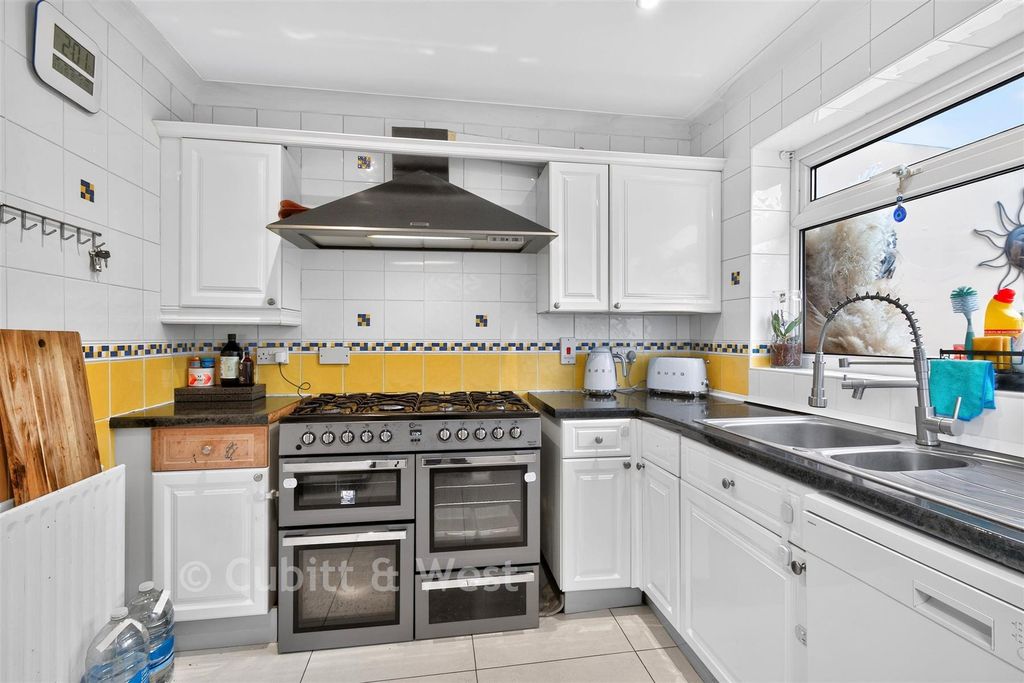 Property photo 1 of 13 Kitchen