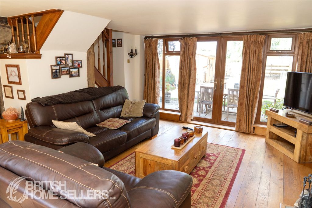 Property photo 3 of 25 Picture No. 24