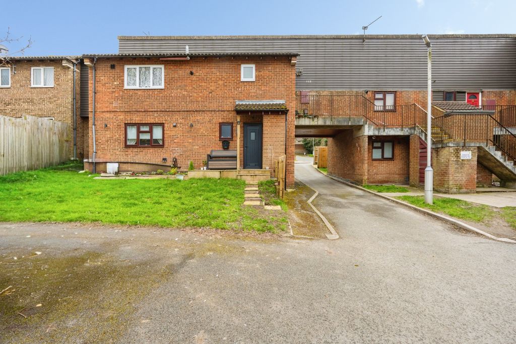 Additional image 14 of 2 bed flat for saleSpoondell, Dunstable LU6