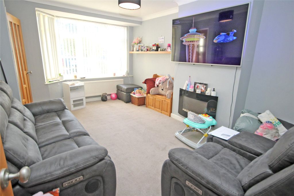 Property photo 3 of 14 Picture No. 20