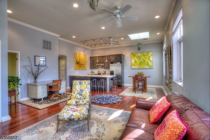 Property photo 2 of 8 <Alttext/>
