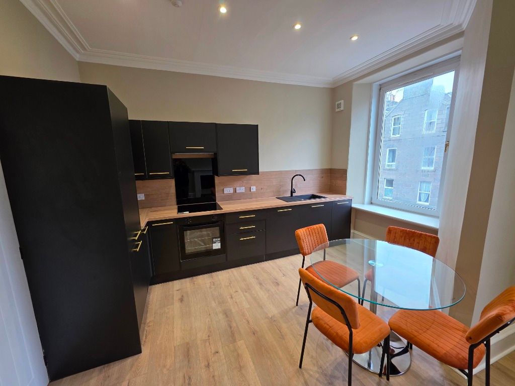 Property photo 1 of 10 Photo 1