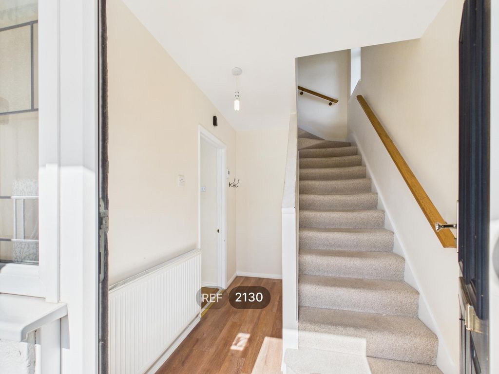 Property photo 2 of 15 Hallway