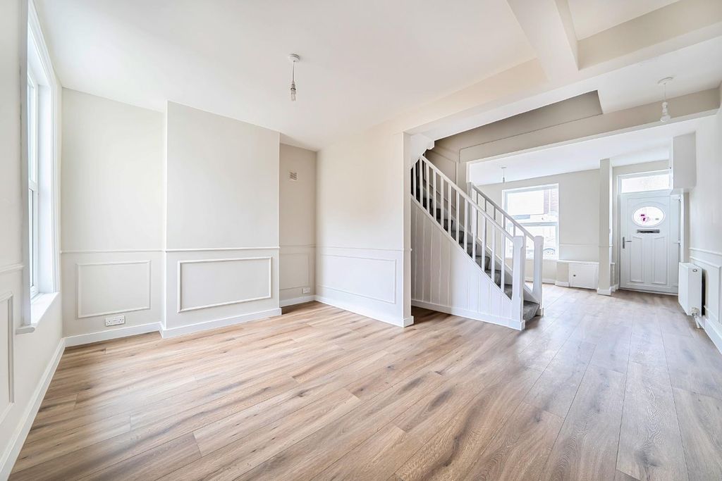 Property photo 2 of 16 1423960-14-69Aec399c6Cba.Jpg