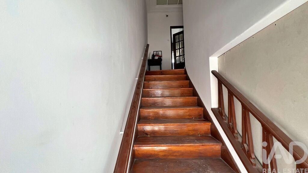 Property photo 1 of 39