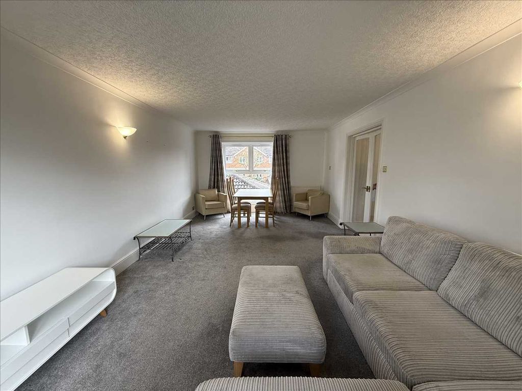 Property photo 3 of 19