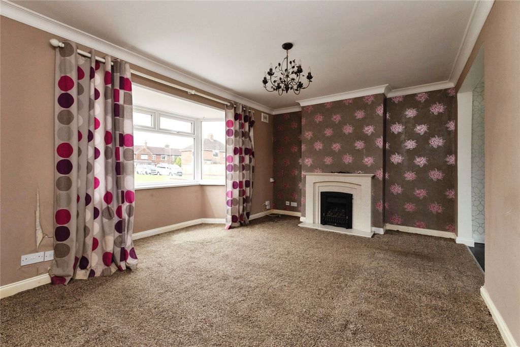 Property photo 3 of 16 Picture No. 25