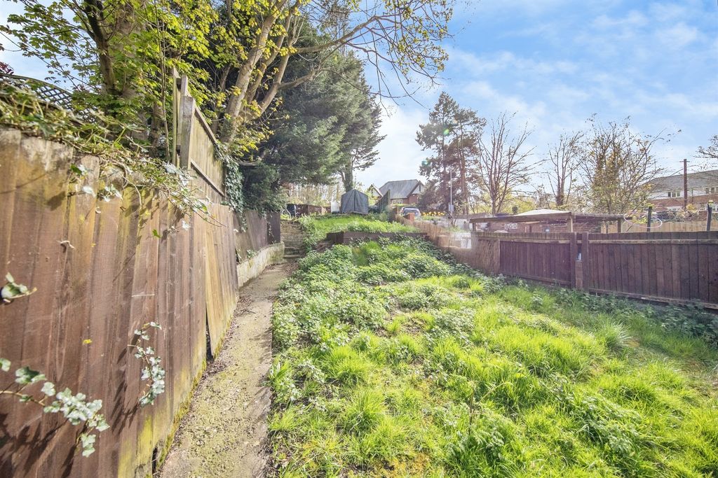 Property photo 2 of 13