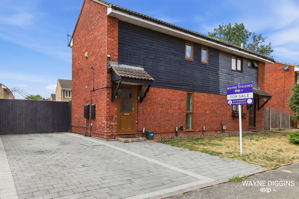 Property photo 1 of 21