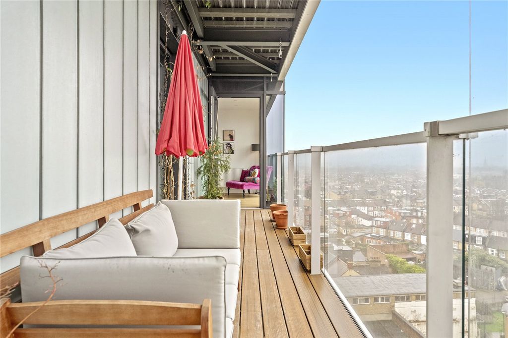 Property photo 3 of 14 Picture No. 07