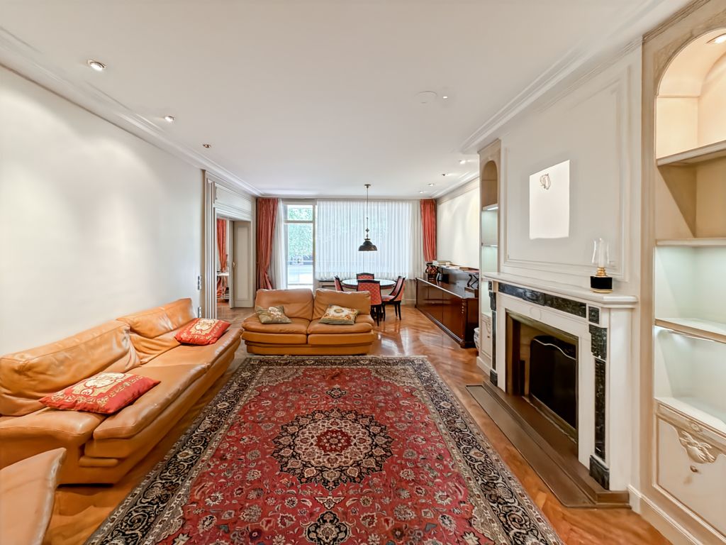 Property photo 2 of 23