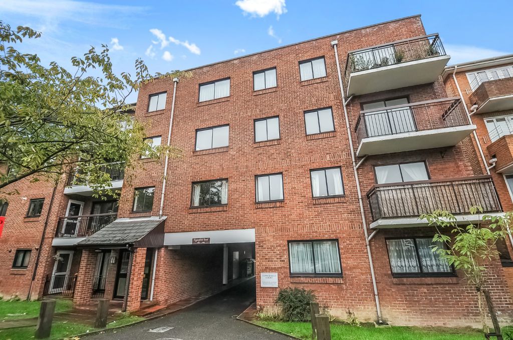 Property photo 3 of 9 Picture No. 15