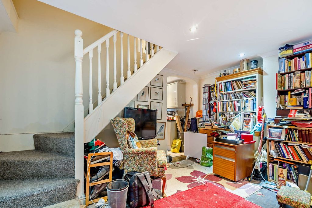 Property photo 3 of 22