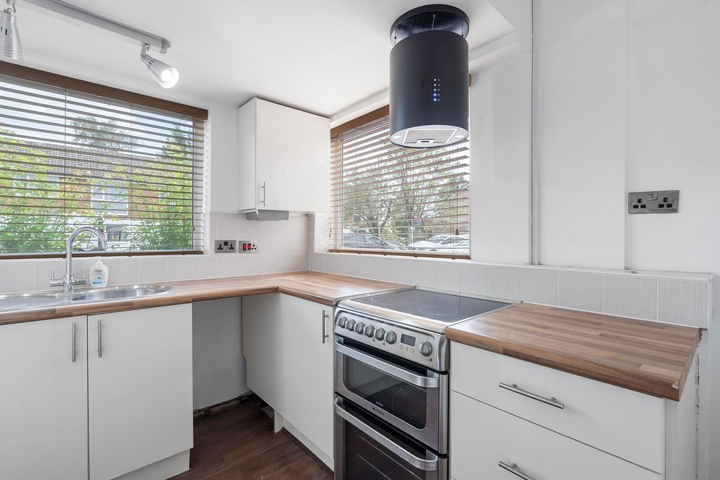 Property photo 2 of 20 173472