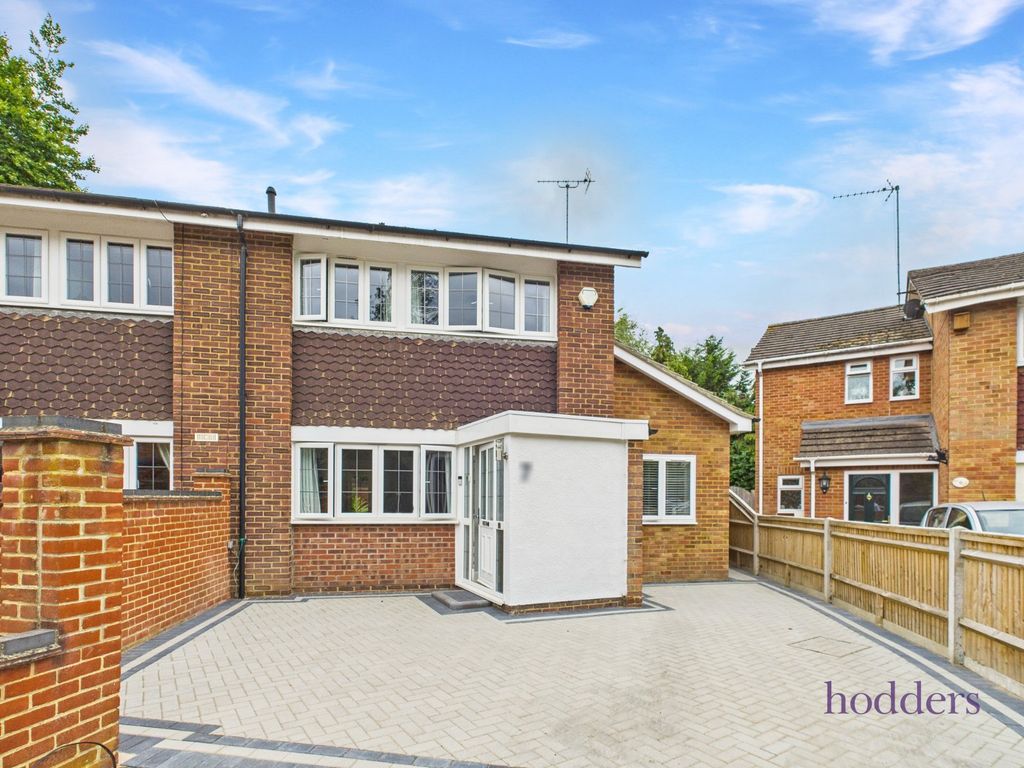 Property photo 1 of 27 Picture No. 32