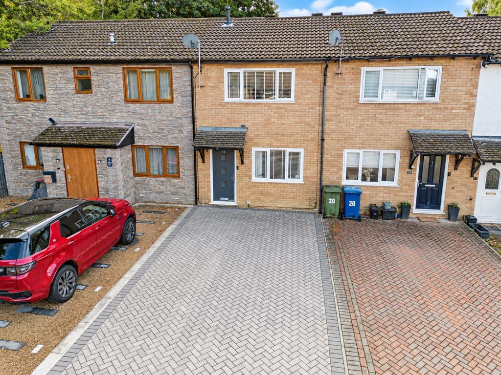 Property photo 1 of 13 5542360
