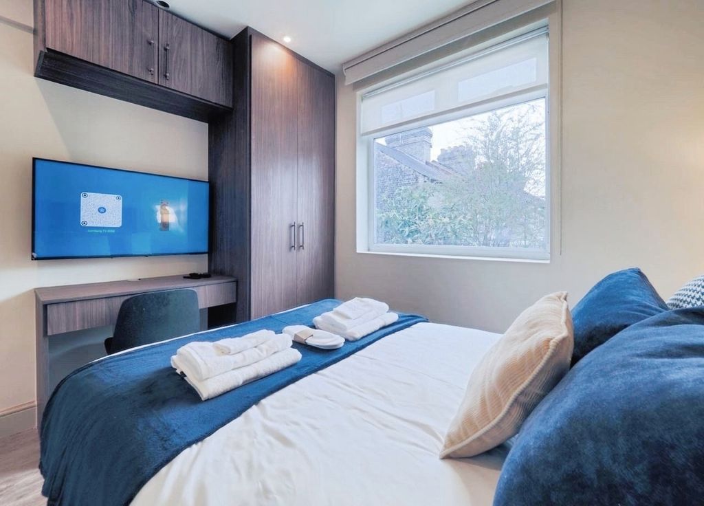 Property photo 2 of 4 Pbox-Img.Jpg