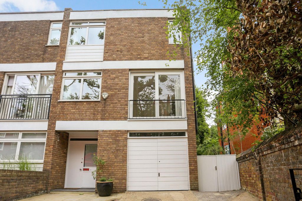 Property photo 3 of 8 Image