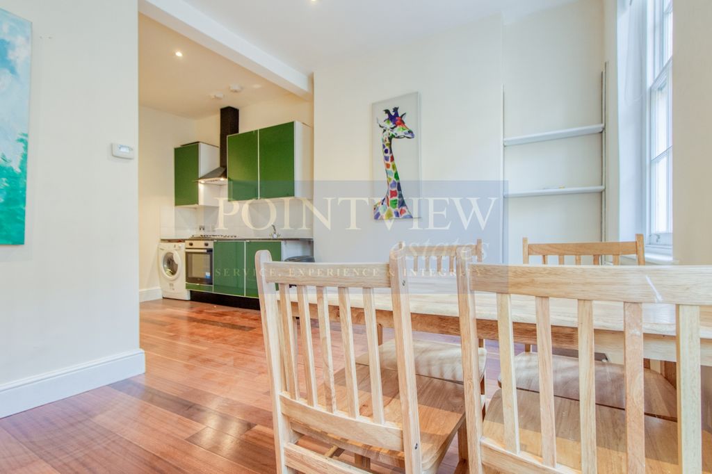 Property photo 3 of 8 Photo 3