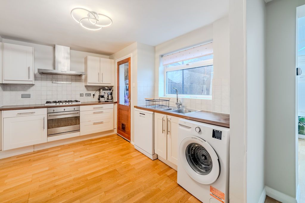 Property photo 2 of 15 Photo 10