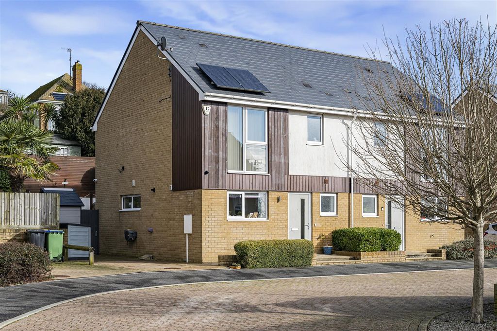 Property photo 1 of 32 Photo 04-02-2026, 13 49 50.Jpg