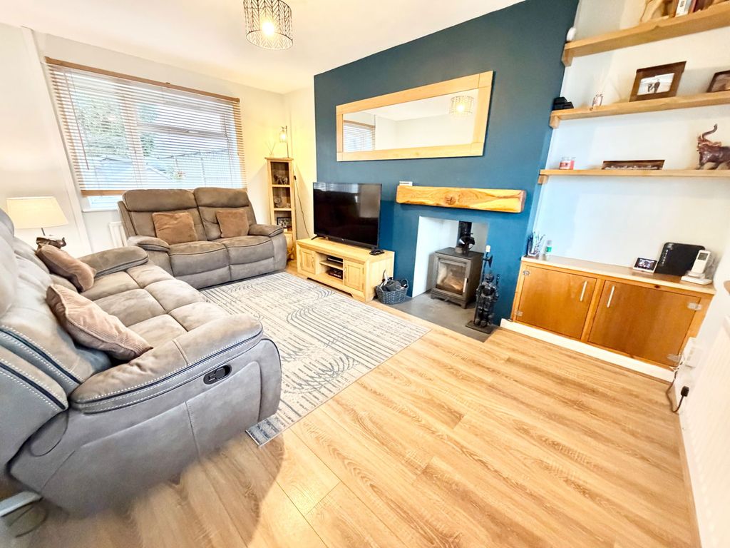 Property photo 2 of 23