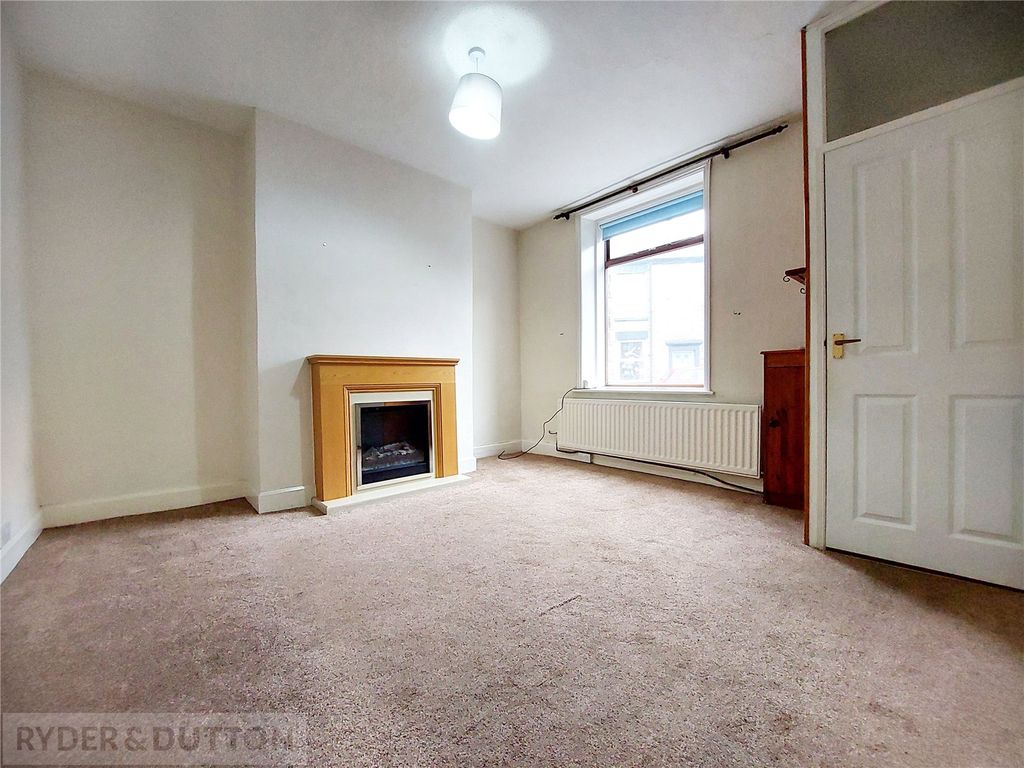 Property photo 2 of 10 Picture No. 15