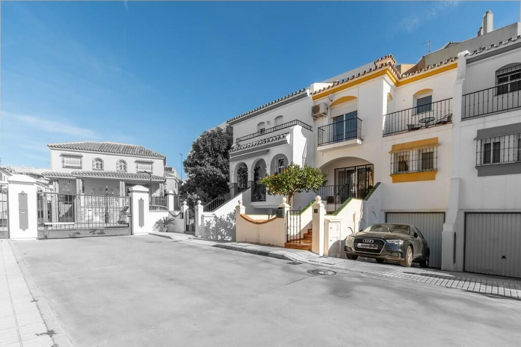 Property photo 1 of 3